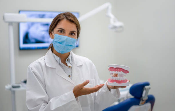 Best Holiday Emergency Dentist in Holly Springs, GA