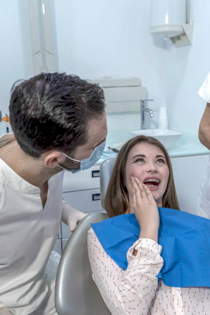 Best Holiday Emergency Dentist in Holly Springs, GA
